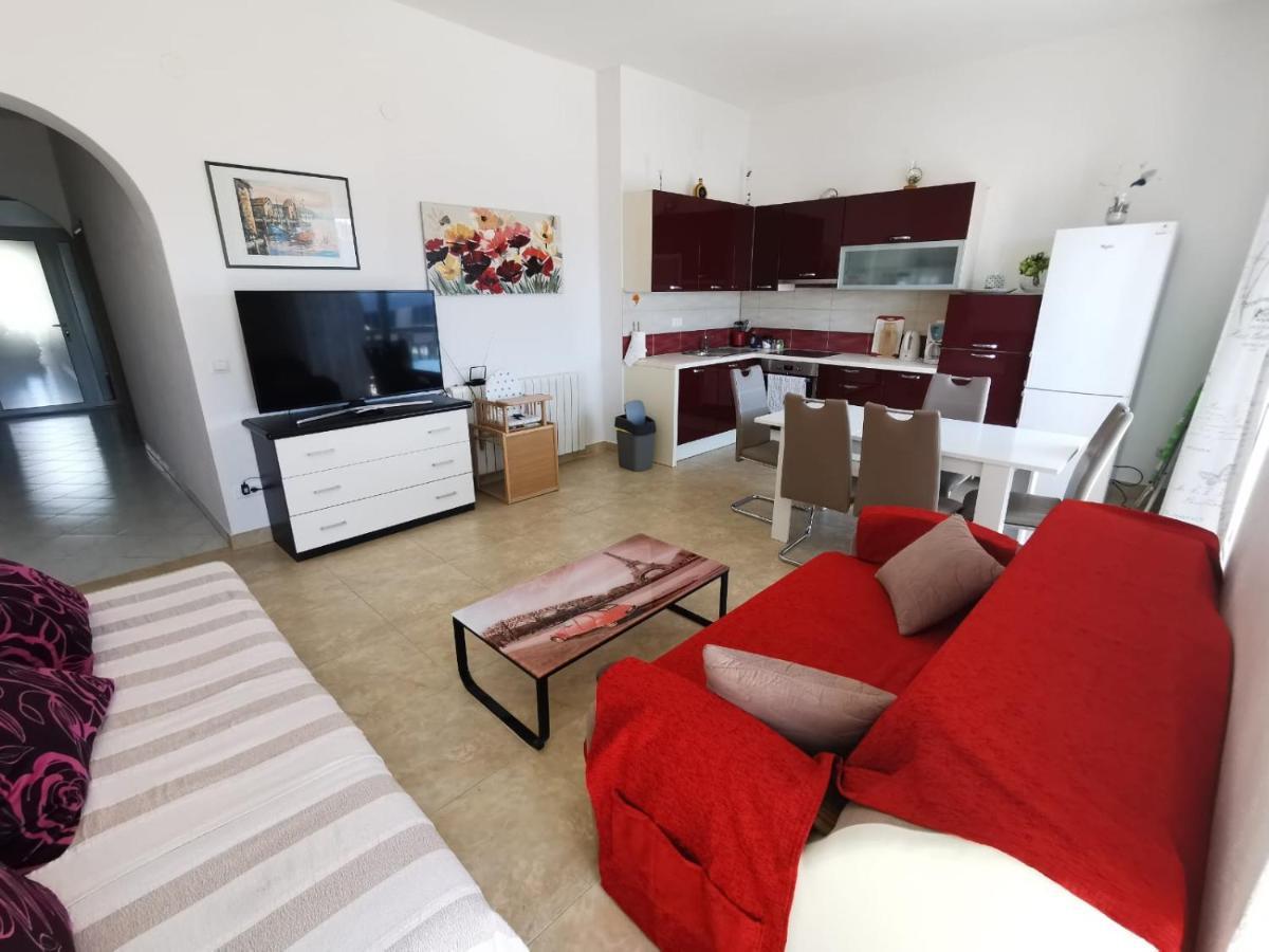 Apartment Cirko Kaštela エクステリア 写真