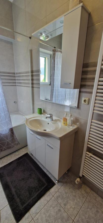 Apartment Cirko Kaštela エクステリア 写真