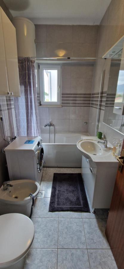 Apartment Cirko Kaštela エクステリア 写真