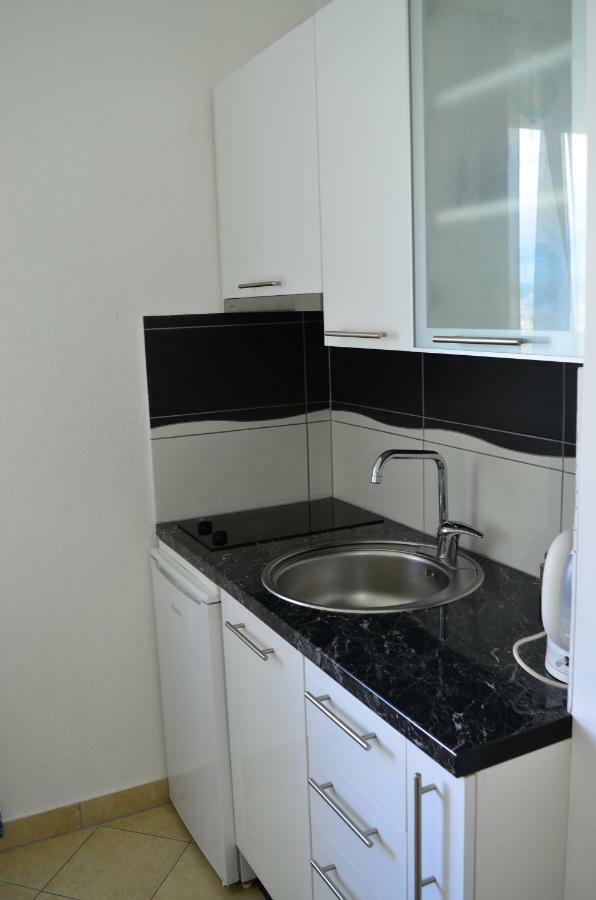 Apartment Cirko Kaštela エクステリア 写真