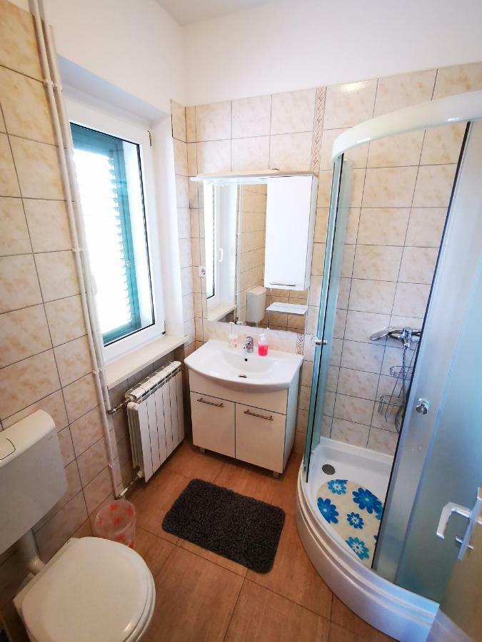 Apartment Cirko Kaštela エクステリア 写真