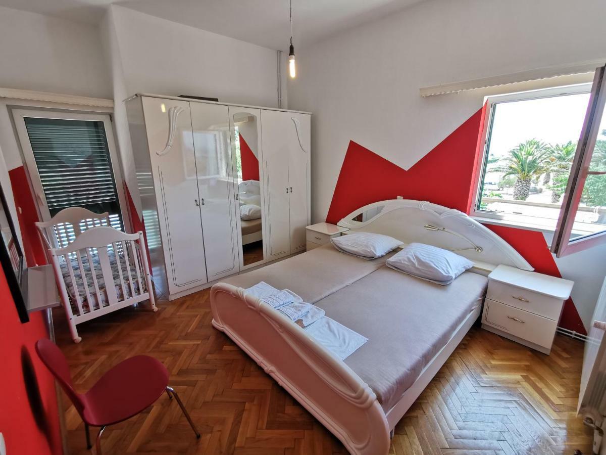 Apartment Cirko Kaštela エクステリア 写真