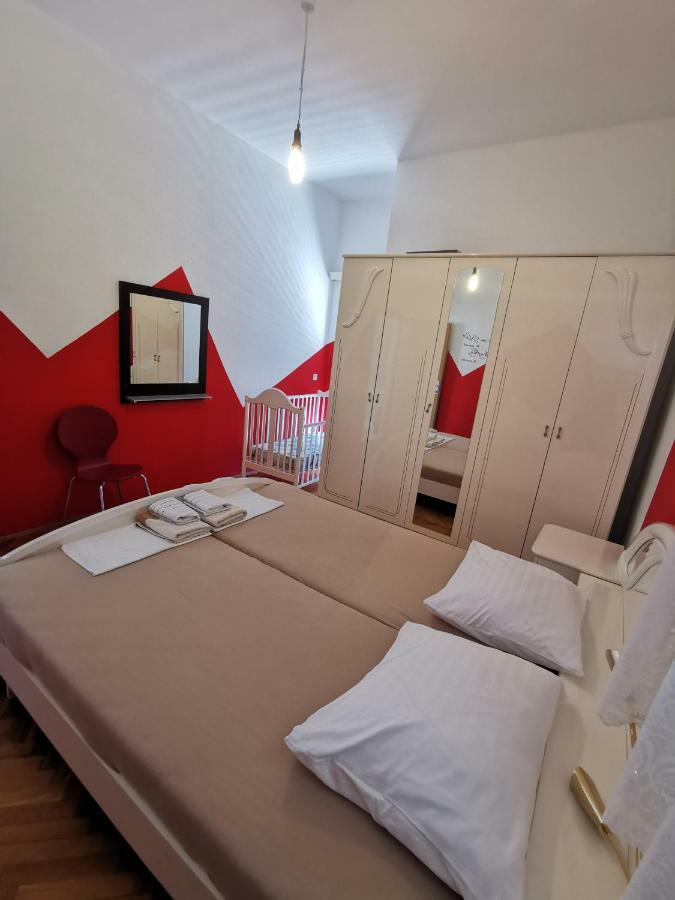 Apartment Cirko Kaštela エクステリア 写真